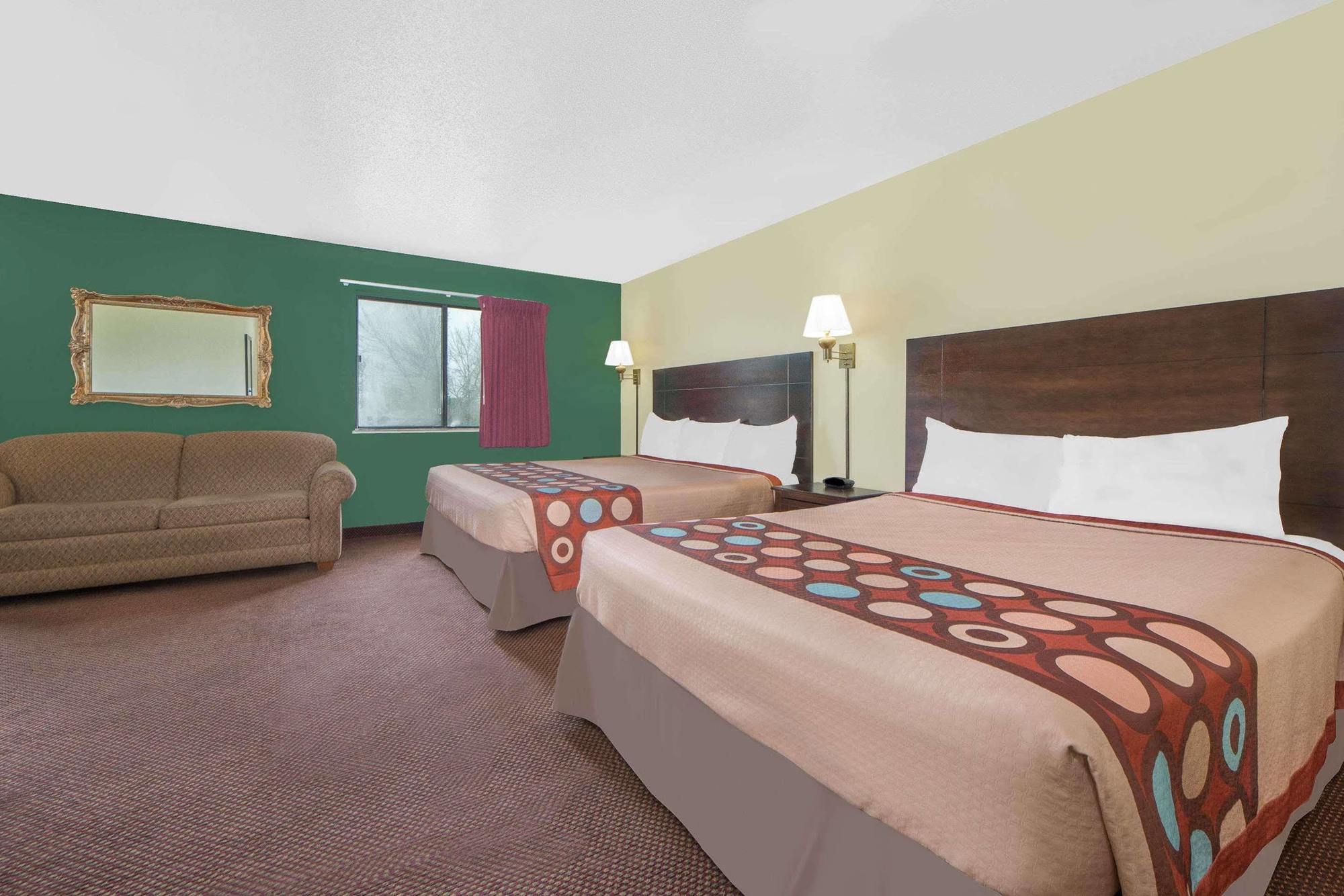 Super 8 By Wyndham Ottumwa Motel Dış mekan fotoğraf